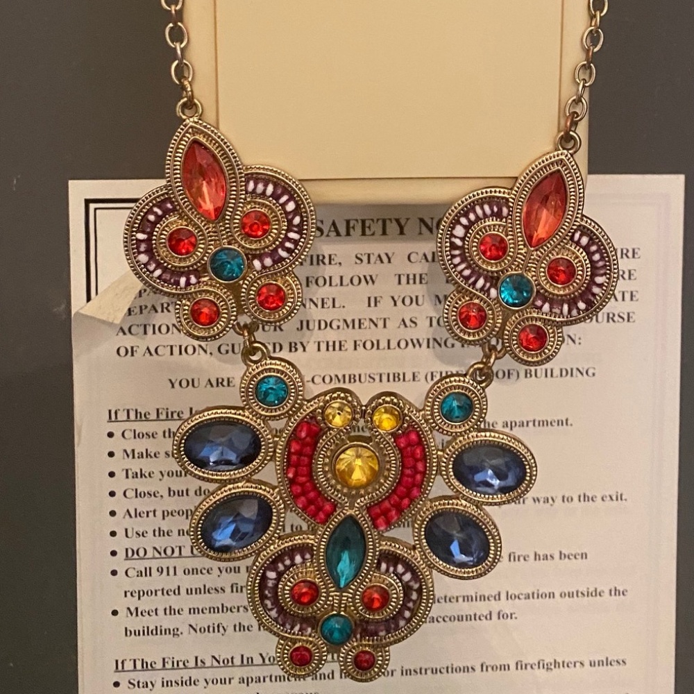 Multicolored necklace